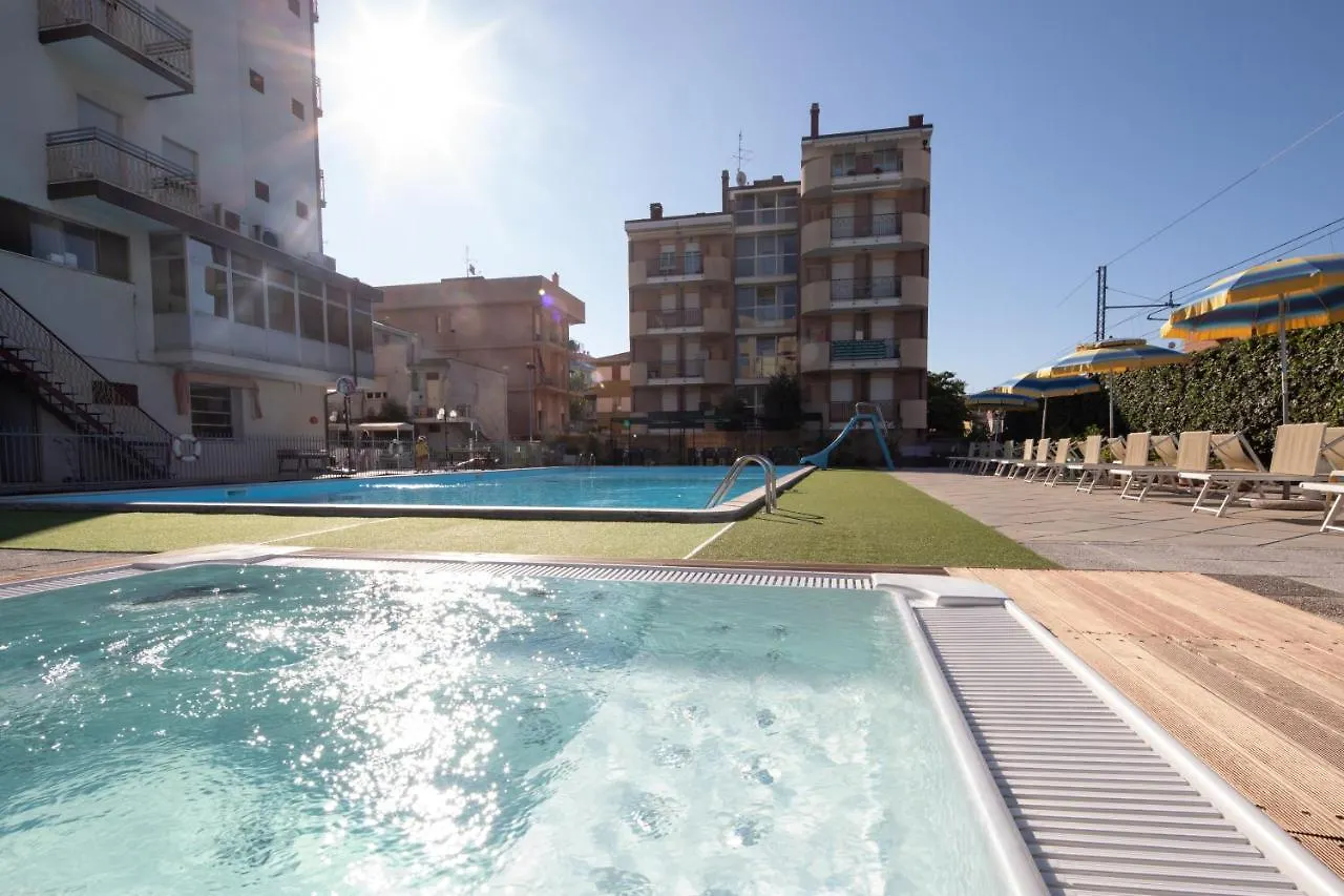 Hotel Lem Rimini 2*,  Italy